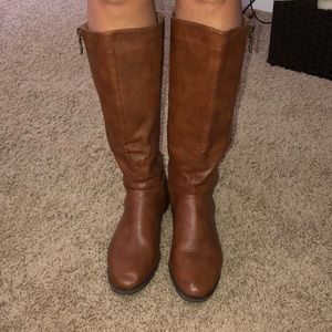 brown boots